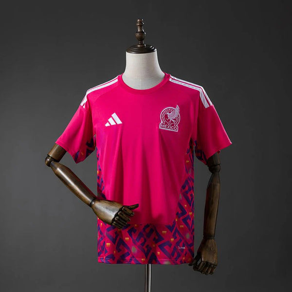 Mexico 2026 Goalkeeper fan